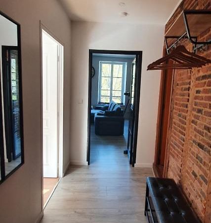 Appartement D'Hippolyte - Vue Musee Rimbaud Charleville-Mezieres Bagian luar foto